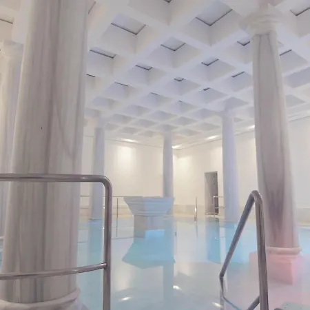 Palacio De Hotel 5*