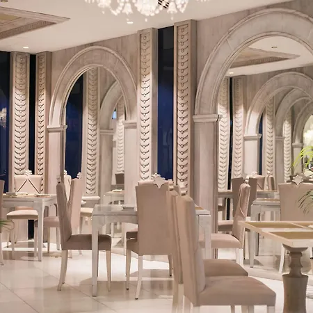 Hotel Palacio De 5*